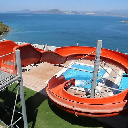 Bodrum Adabuku Luks 2 1 Ozel Plaj Ve Havuzlu