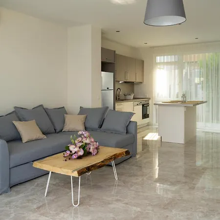 Bodrum Adabuku Luks 2 1 Ozel Plaj Ve Havuzlu